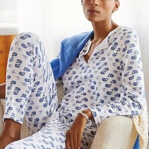 NEW Roller Rabbit Blue Whale Pajama Set Moby Size M